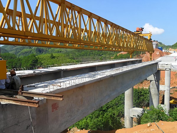 <b>江西九江单导梁架桥机和双导梁架桥机的</b>